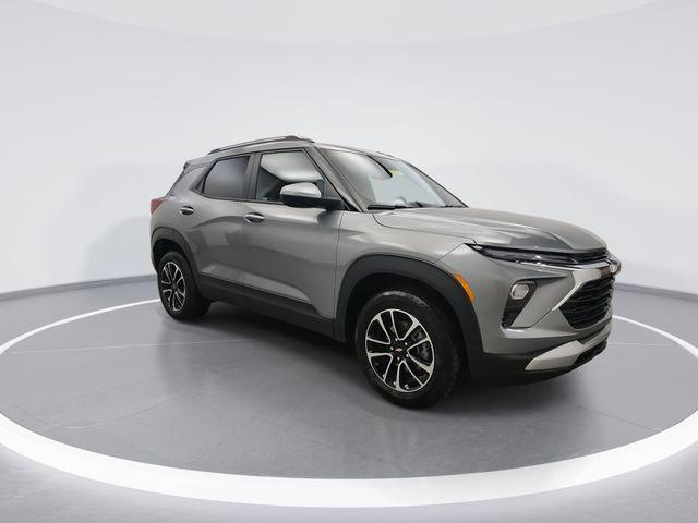 new 2026 Chevrolet TrailBlazer car, priced at $28,195