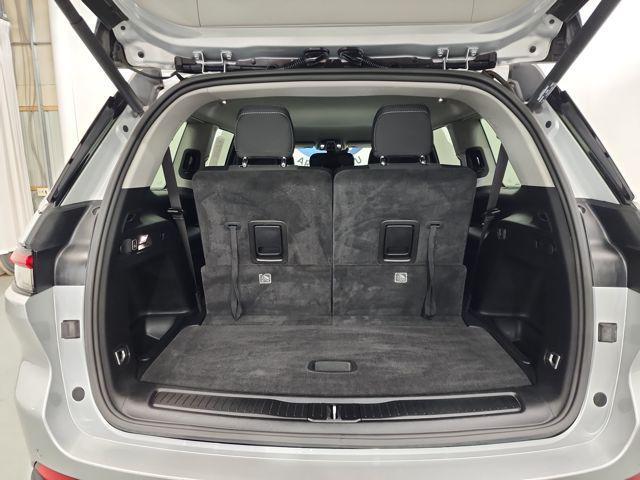 used 2021 Jeep Grand Cherokee L car, priced at $25,590