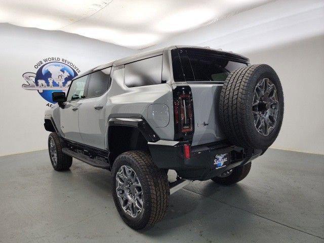 new 2025 GMC HUMMER EV SUV car, priced at $103,444