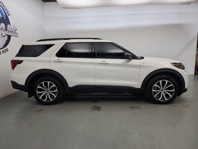 used 2025 Ford Explorer car, priced at $47,990