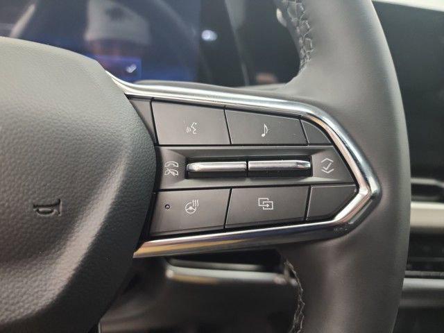 new 2026 Chevrolet Equinox car, priced at $35,080
