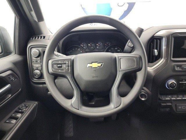 new 2024 Chevrolet Silverado 1500 car, priced at $47,195