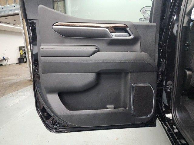 new 2025 GMC Sierra 1500 car, priced at $55,034