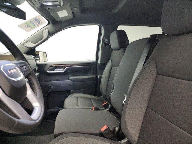 new 2025 GMC Sierra 1500 car, priced at $55,034