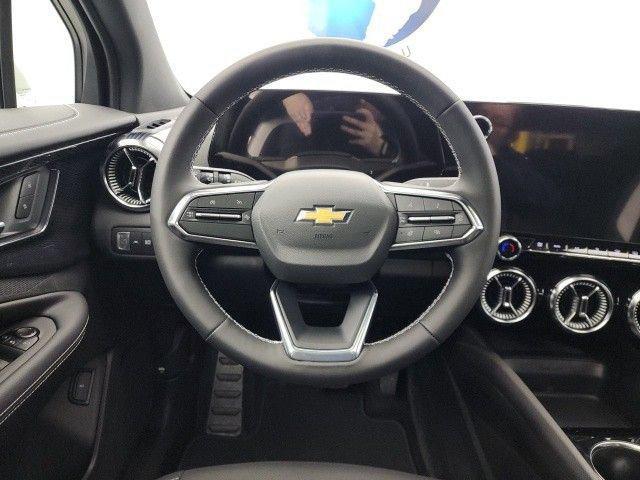 new 2025 Chevrolet Blazer EV car