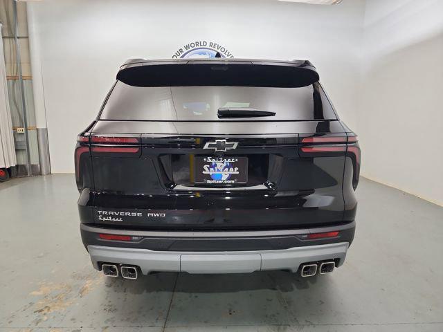 new 2026 Chevrolet Traverse car, priced at $50,490