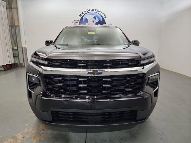 new 2026 Chevrolet Traverse car, priced at $50,490