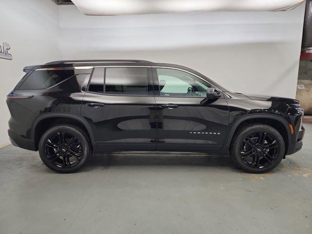 new 2026 Chevrolet Traverse car, priced at $50,490