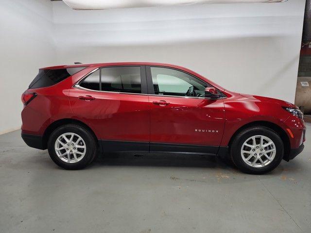 used 2022 Chevrolet Equinox car, priced at $21,190