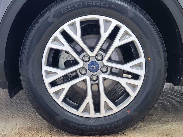 used 2022 Ford Escape car, priced at $20,990