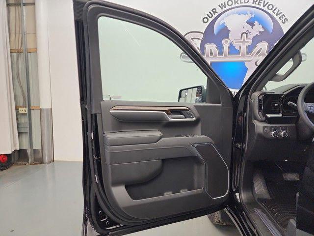 new 2025 GMC Sierra 1500 car, priced at $57,490