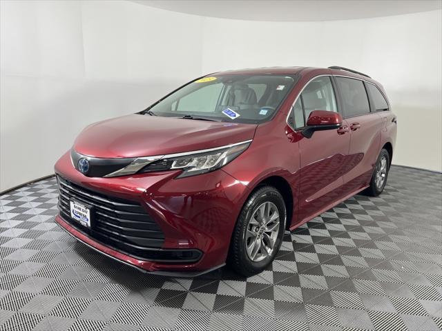 used 2023 Toyota Sienna car, priced at $42,121