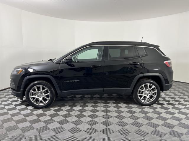 used 2022 Jeep Compass car, priced at $22,919