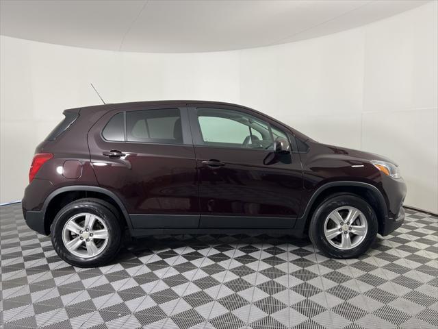 used 2022 Chevrolet Trax car, priced at $19,417