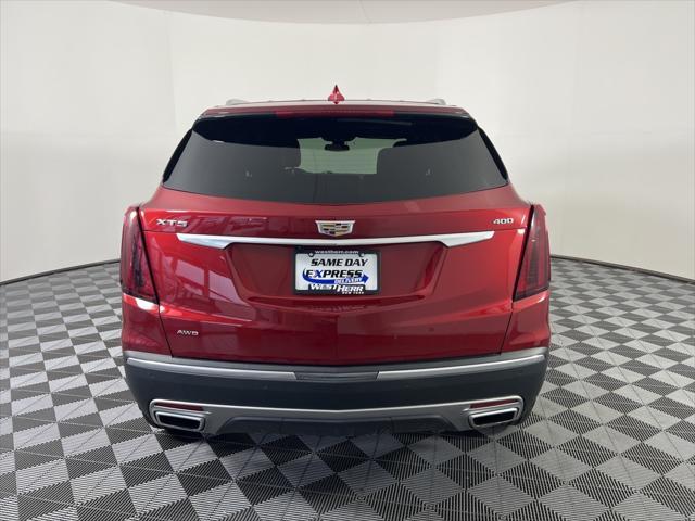 used 2022 Cadillac XT5 car, priced at $33,225