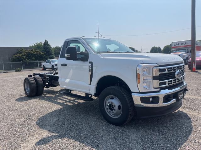 new 2025 Ford F-350 car, priced at $57,939