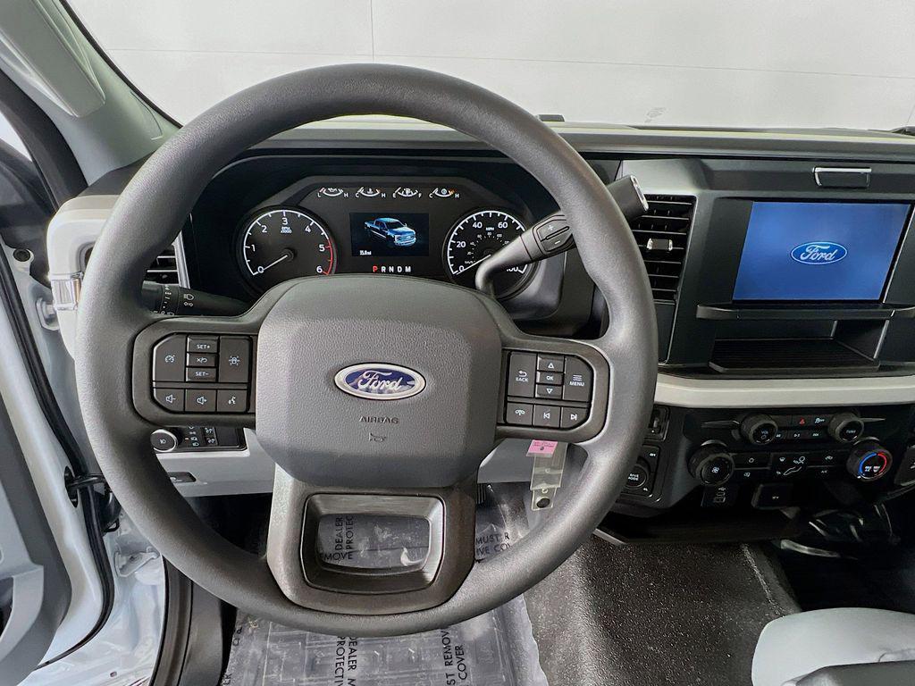 new 2025 Ford F-350 car, priced at $56,439