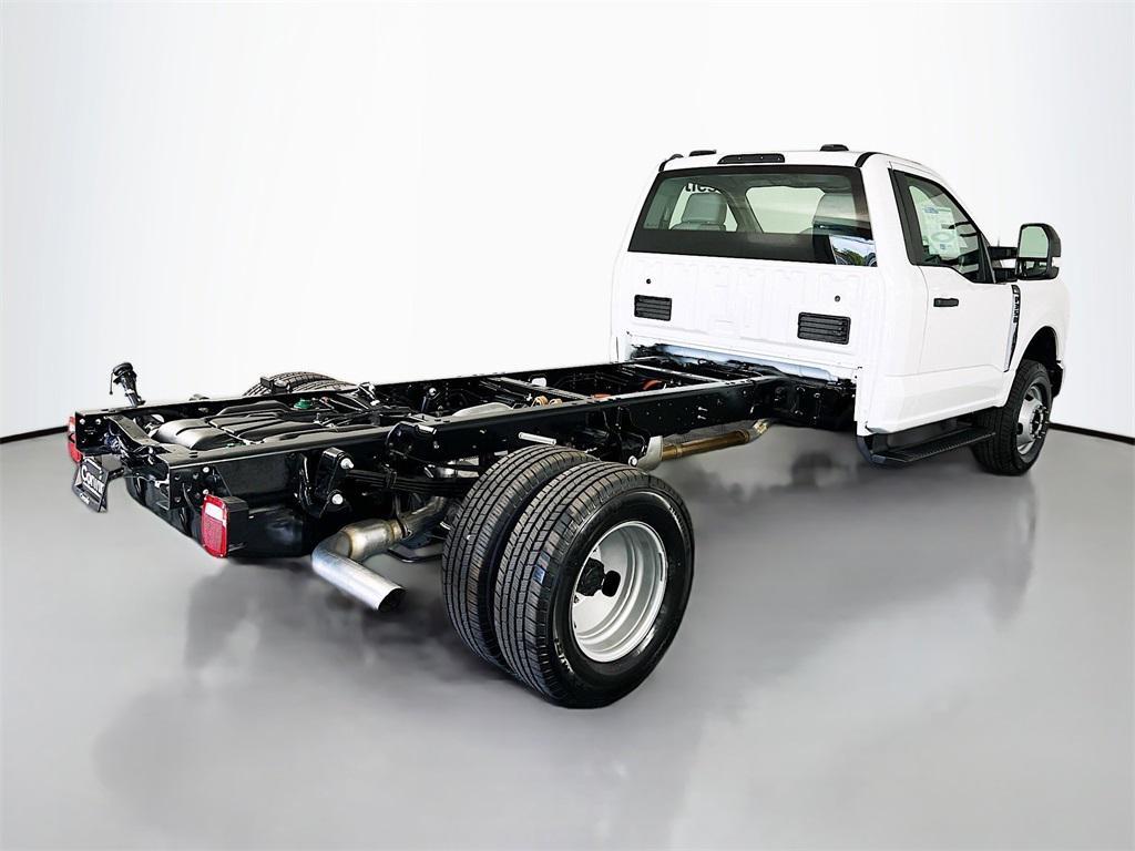 new 2025 Ford F-350 car, priced at $56,439