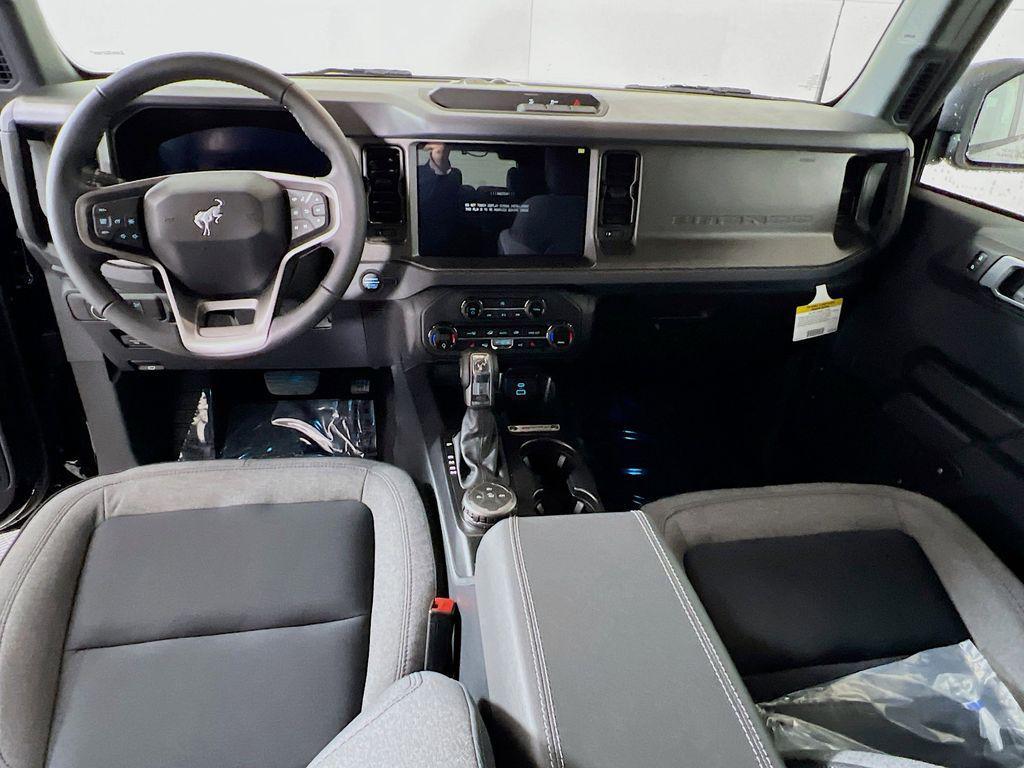 new 2025 Ford Bronco car, priced at $44,886