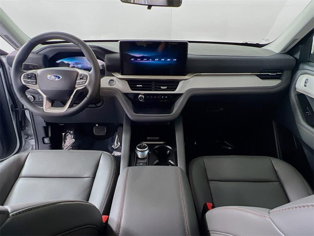 new 2025 Ford Explorer car, priced at $45,630