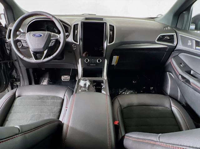 used 2024 Ford Edge car, priced at $37,998