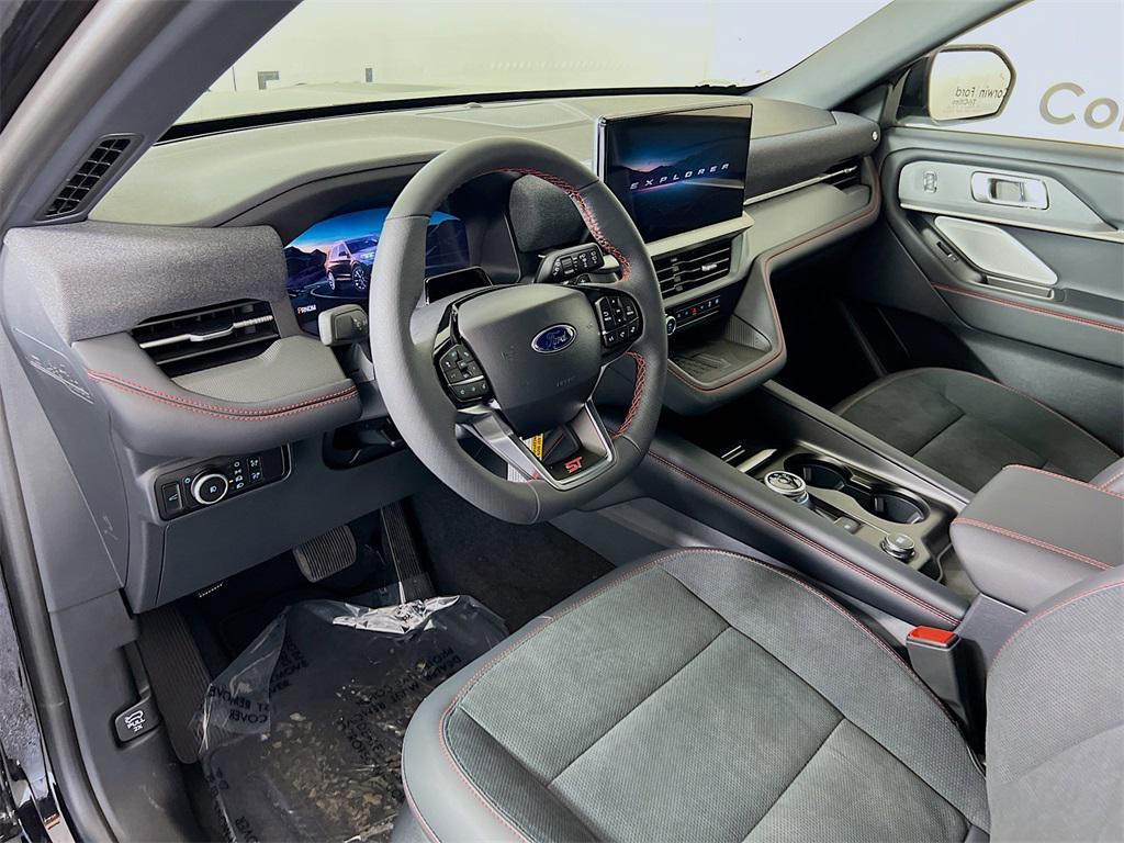 new 2025 Ford Explorer car, priced at $57,963