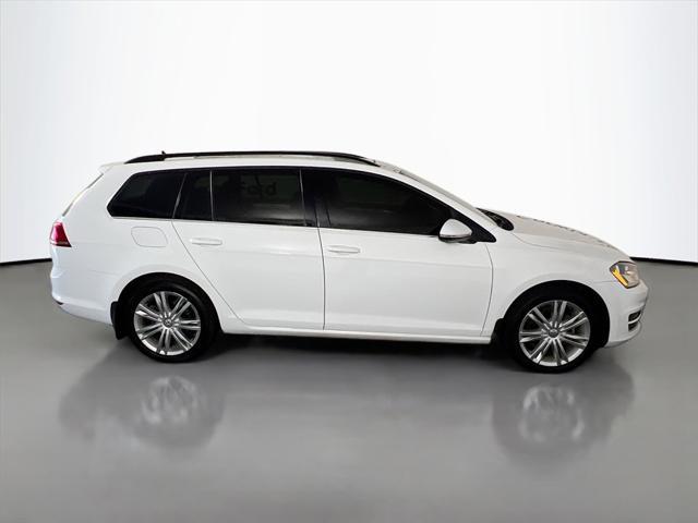 used 2015 Volkswagen Golf SportWagen car, priced at $13,888
