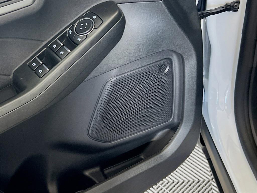new 2025 Ford Escape car, priced at $29,932