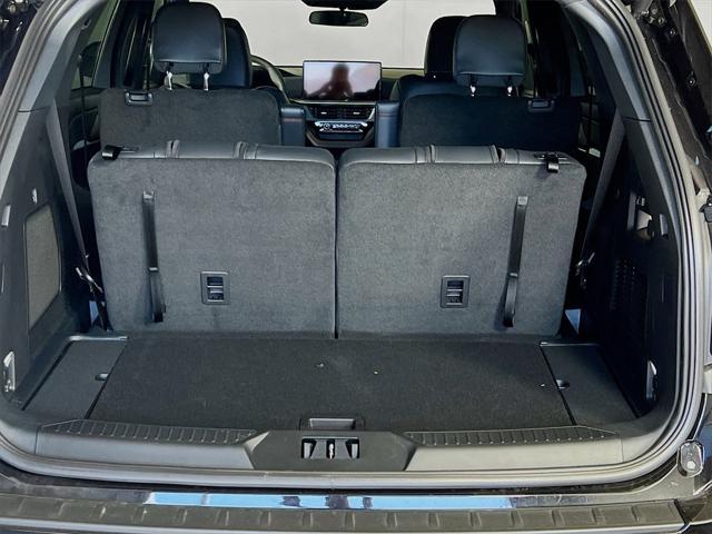 new 2025 Ford Explorer car, priced at $45,273