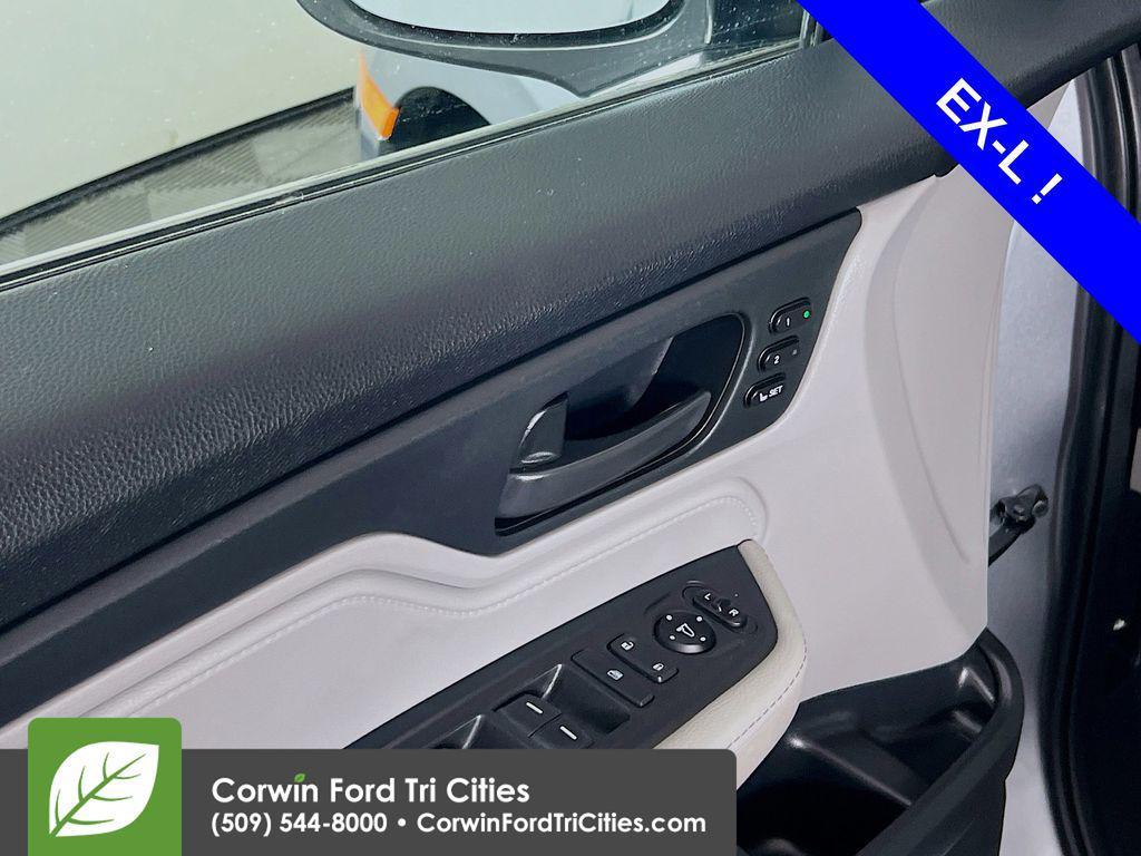 used 2019 Honda Odyssey car, priced at $17,498