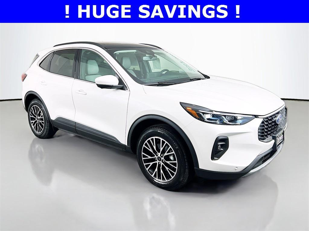 new 2025 Ford Escape PHEV car, priced at $40,069