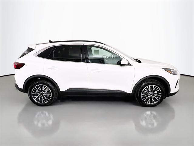 new 2025 Ford Escape PHEV car, priced at $40,069