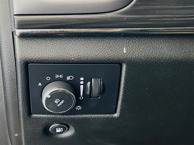 used 2021 Jeep Grand Cherokee car, priced at $29,999