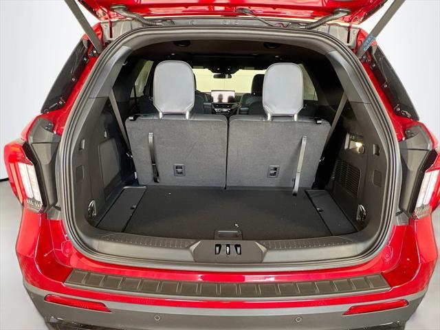 new 2025 Ford Explorer car, priced at $47,122