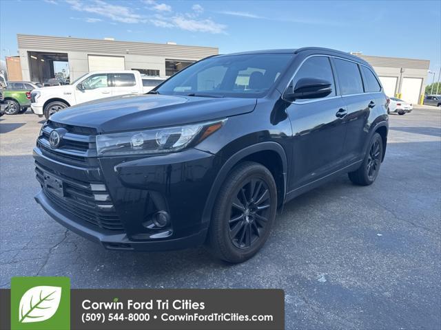 used 2019 Toyota Highlander car, priced at $27,989
