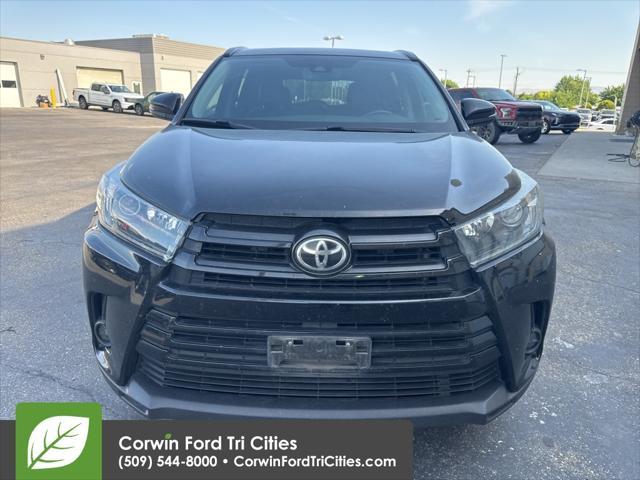 used 2019 Toyota Highlander car, priced at $27,989