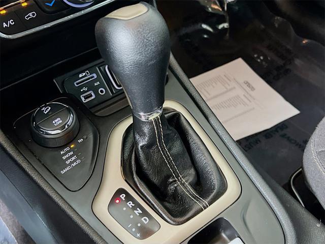 used 2016 Jeep Cherokee car, priced at $9,545