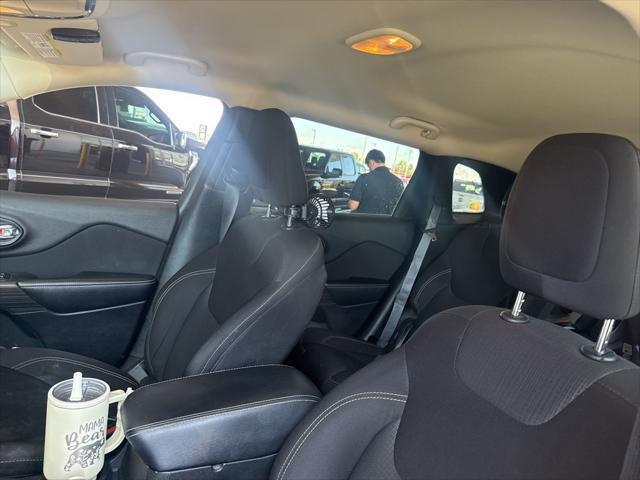 used 2016 Jeep Cherokee car, priced at $9,789