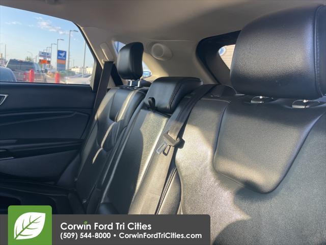 used 2022 Ford Edge car, priced at $25,354