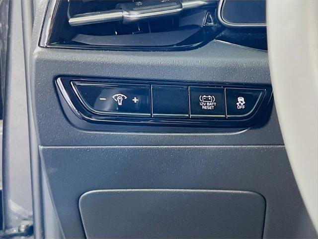 used 2024 Kia Niro car, priced at $23,400