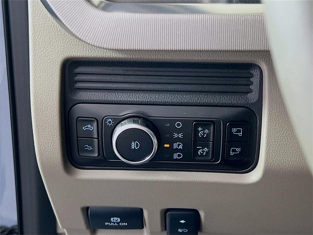 new 2025 Ford F-250 car, priced at $96,832