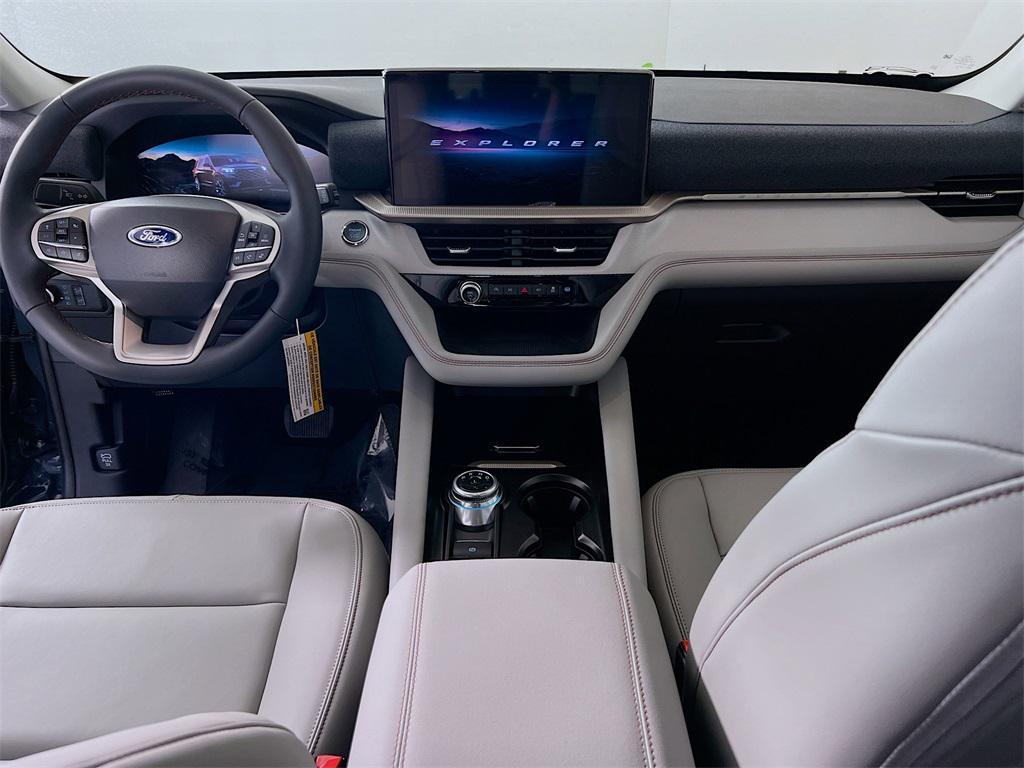 new 2025 Ford Explorer car, priced at $46,095