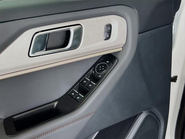 new 2025 Ford Explorer car, priced at $45,759