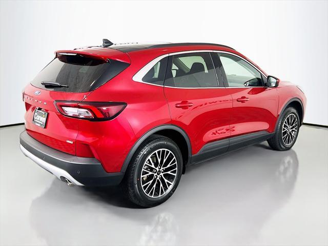 new 2025 Ford Escape PHEV car, priced at $39,128