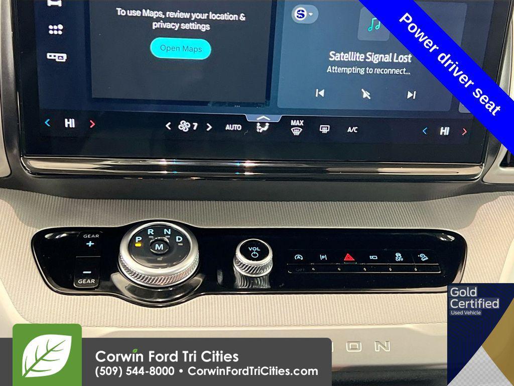 used 2025 Ford Expedition Max car, priced at $64,989