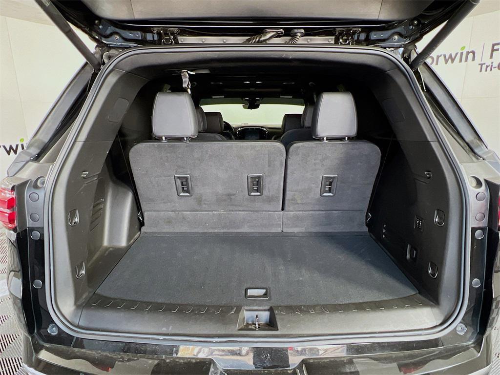 used 2023 Chevrolet Traverse car, priced at $42,606