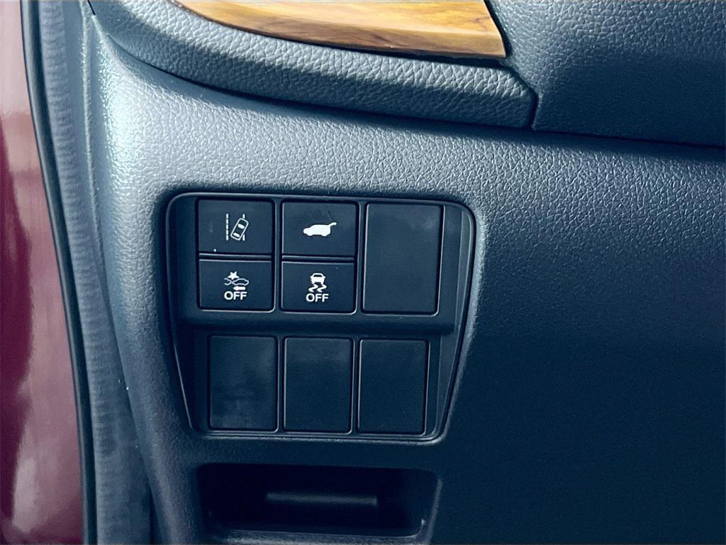 used 2018 Honda CR-V car, priced at $23,498