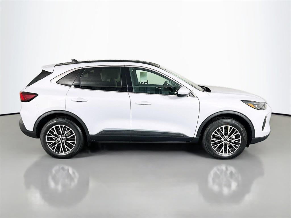 new 2025 Ford Escape PHEV car, priced at $38,663