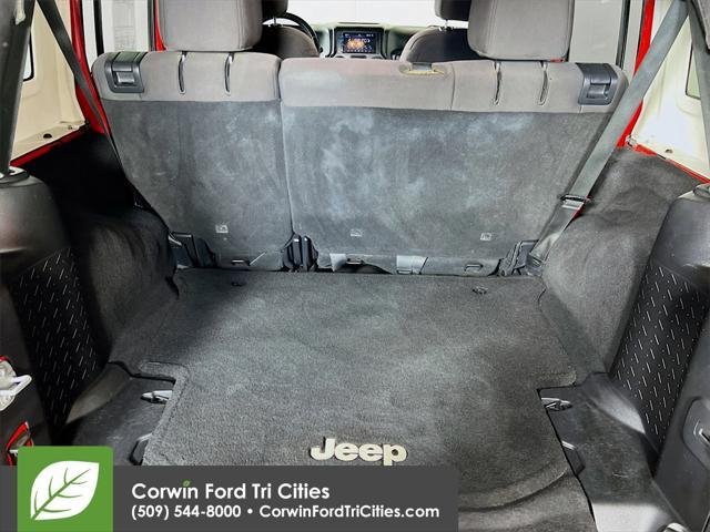 used 2015 Jeep Wrangler Unlimited car, priced at $16,812