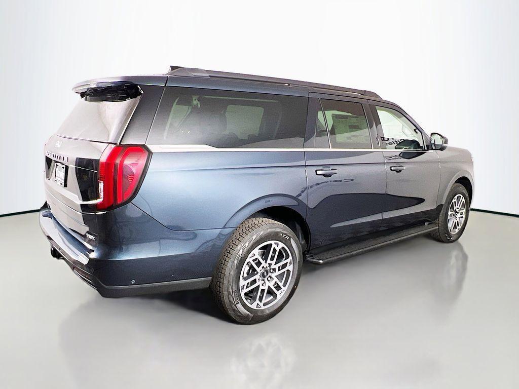 new 2025 Ford Expedition Max car, priced at $75,840